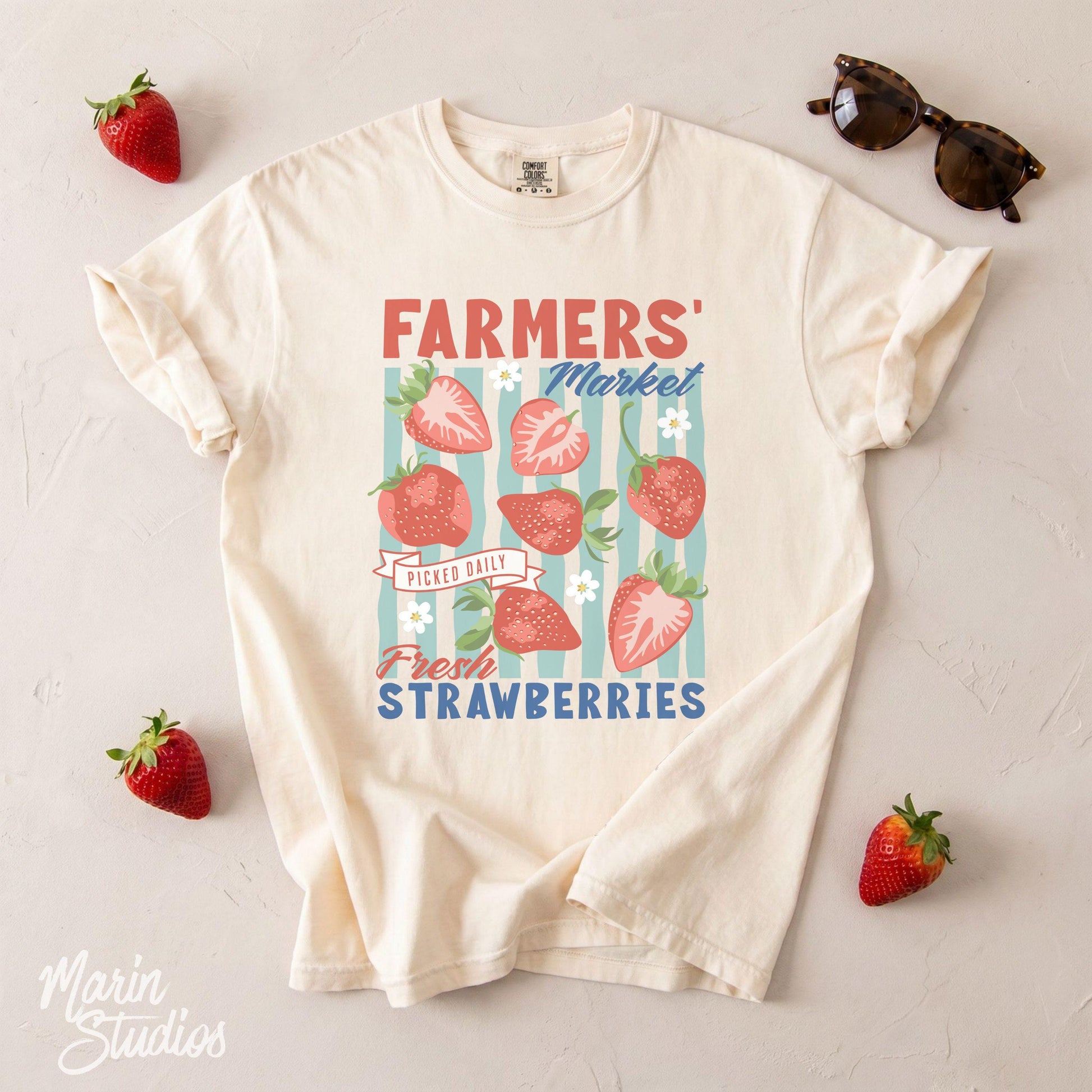 Farmers Market Strawberry Vintage Fruit Summer Foodie Unisex T-shirt, Sweatshirt, Hoodie - T-Shirt, Sweatshirt, Hoodie
