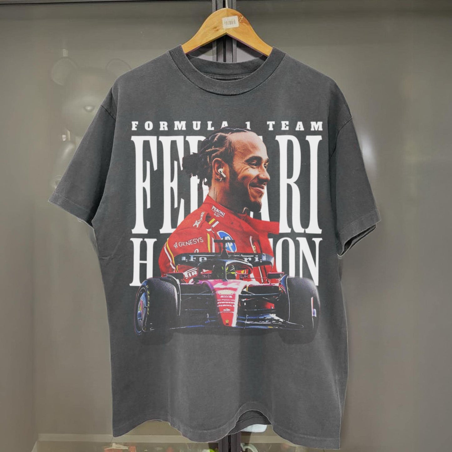 Lewis Hamilton Ferrari F1 Vintage Hamilton F1 Formula Merch Hamilton Ferrari F1 Fan - T-Shirt, Sweatshirt, Hoodie