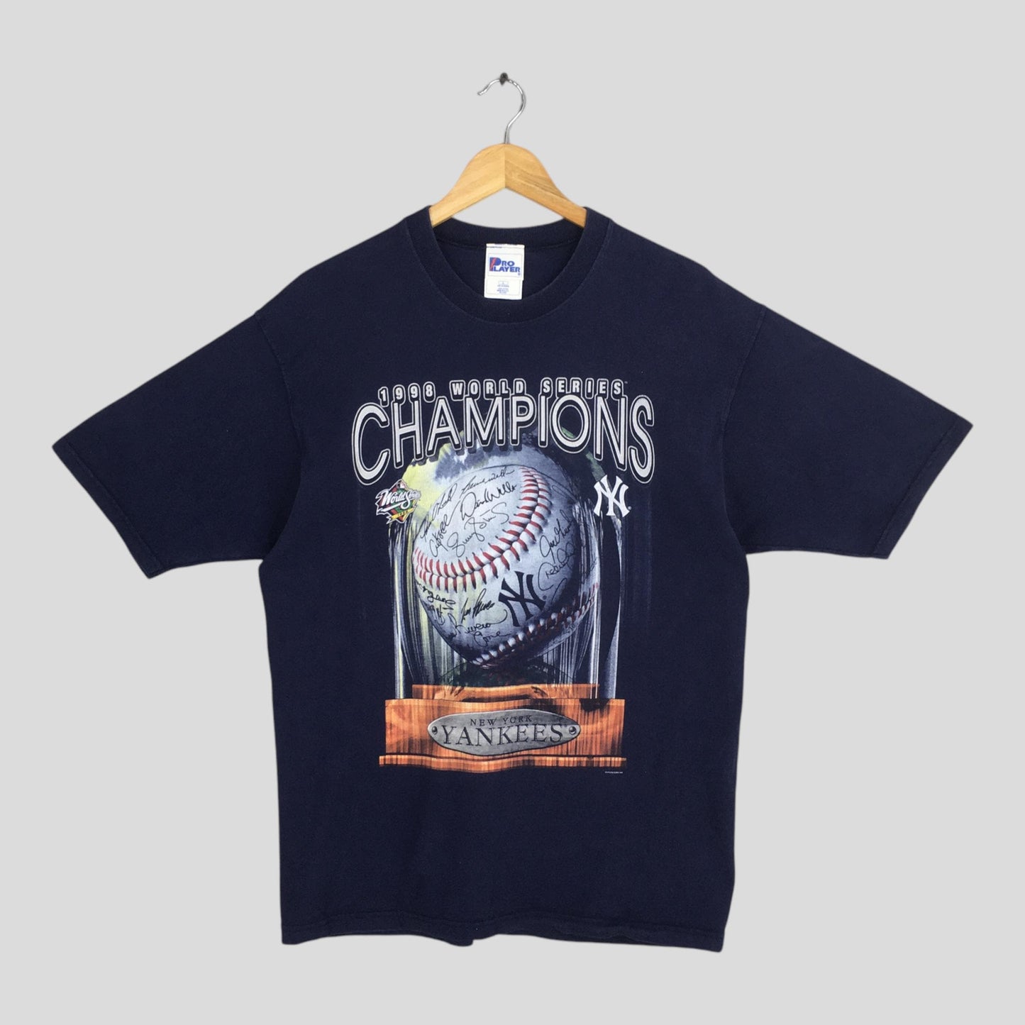 New York Yankees Mlb Blue T Shirt Large Unisex T-shirt, Sweatshirt, Hoodie, Long Sleeve Tee - T-Shirt, Sweatshirt, Hoodie