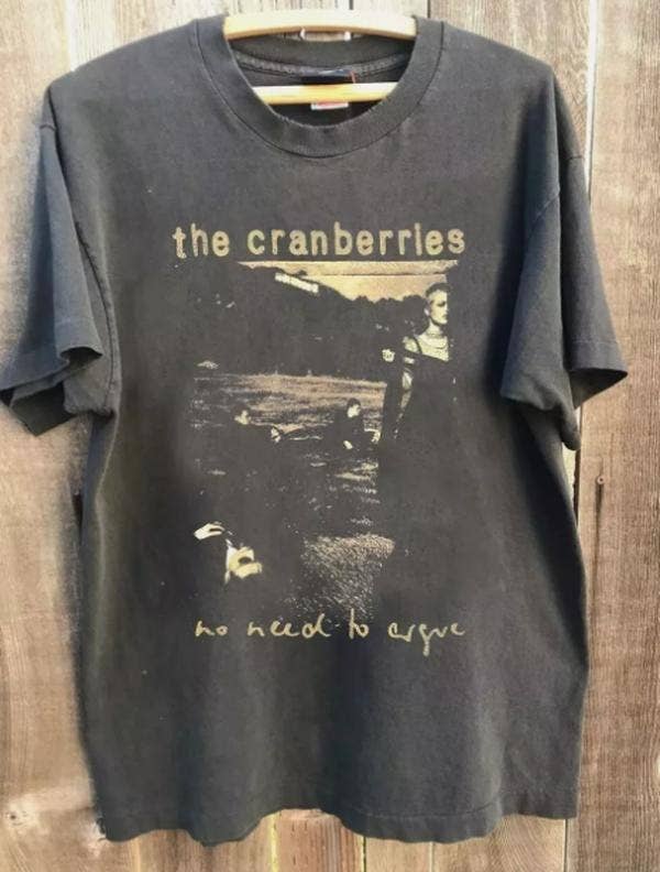 The Cranberries 1995 Tour Vintage Cotton Unisex T-Shirt Unisex T-shirt, Sweatshirt, Hoodie, Long Sleeve Tee - T-Shirt, Sweatshirt, Hoodie
