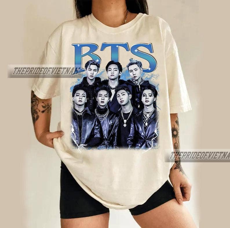 90S Bootleg Bts World Tour 2026 Unisex Tee Unisex T-shirt, Sweatshirt, Hoodie, Long Sleeve Tee - T-Shirt, Sweatshirt, Hoodie