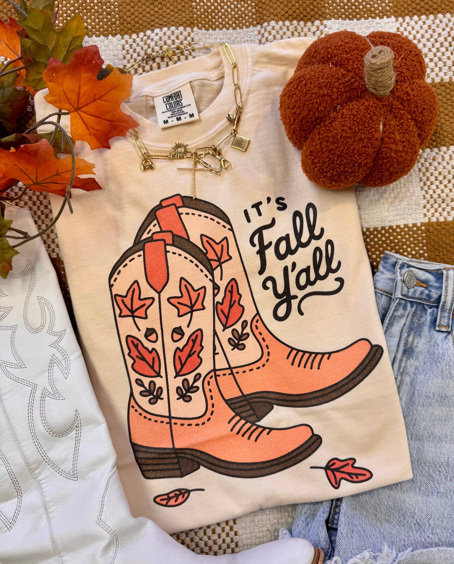ItS Fall YAll Boots Tee Unisex T-shirt, Sweatshirt, Hoodie, Long Sleeve Tee - T-Shirt, Sweatshirt, Hoodie