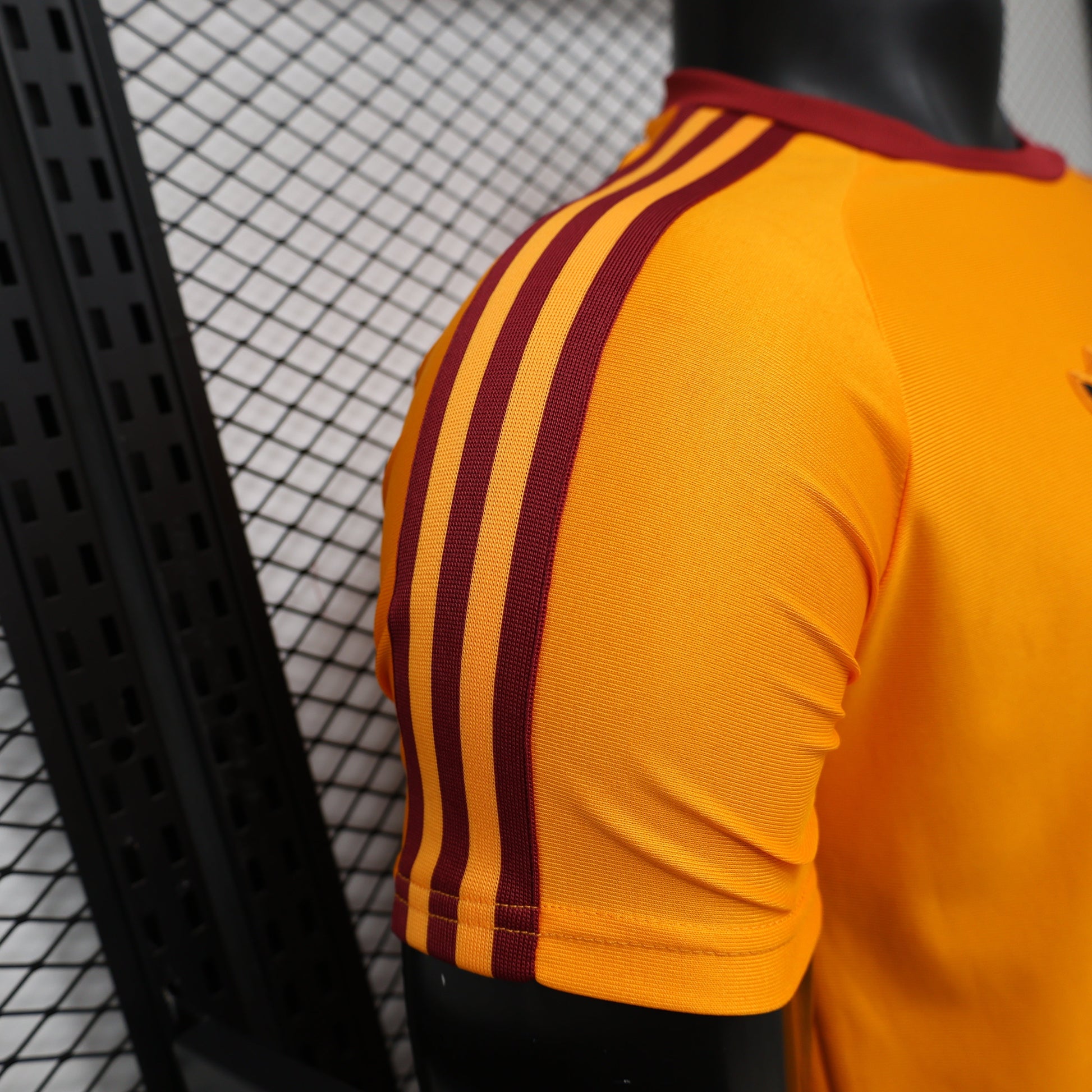 2026 Roma Casual Retro Player Version Jersey sports jersey product view 3