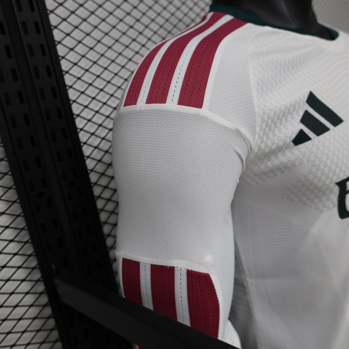 2026 Real Madrid Home Player Version Jersey (Long Sleeve) sports jersey product view 2
