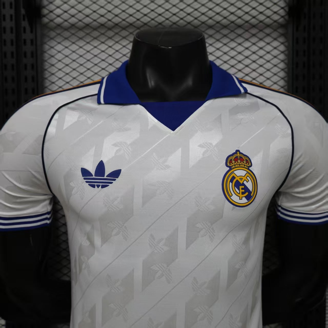 2026 Real Madrid Retro Player Version Jersey sports jersey product view 2