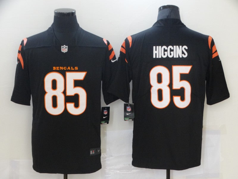 Men's Cincinnati Bengals Tee Higgins Black Game Player Jersey football jersey product view 1