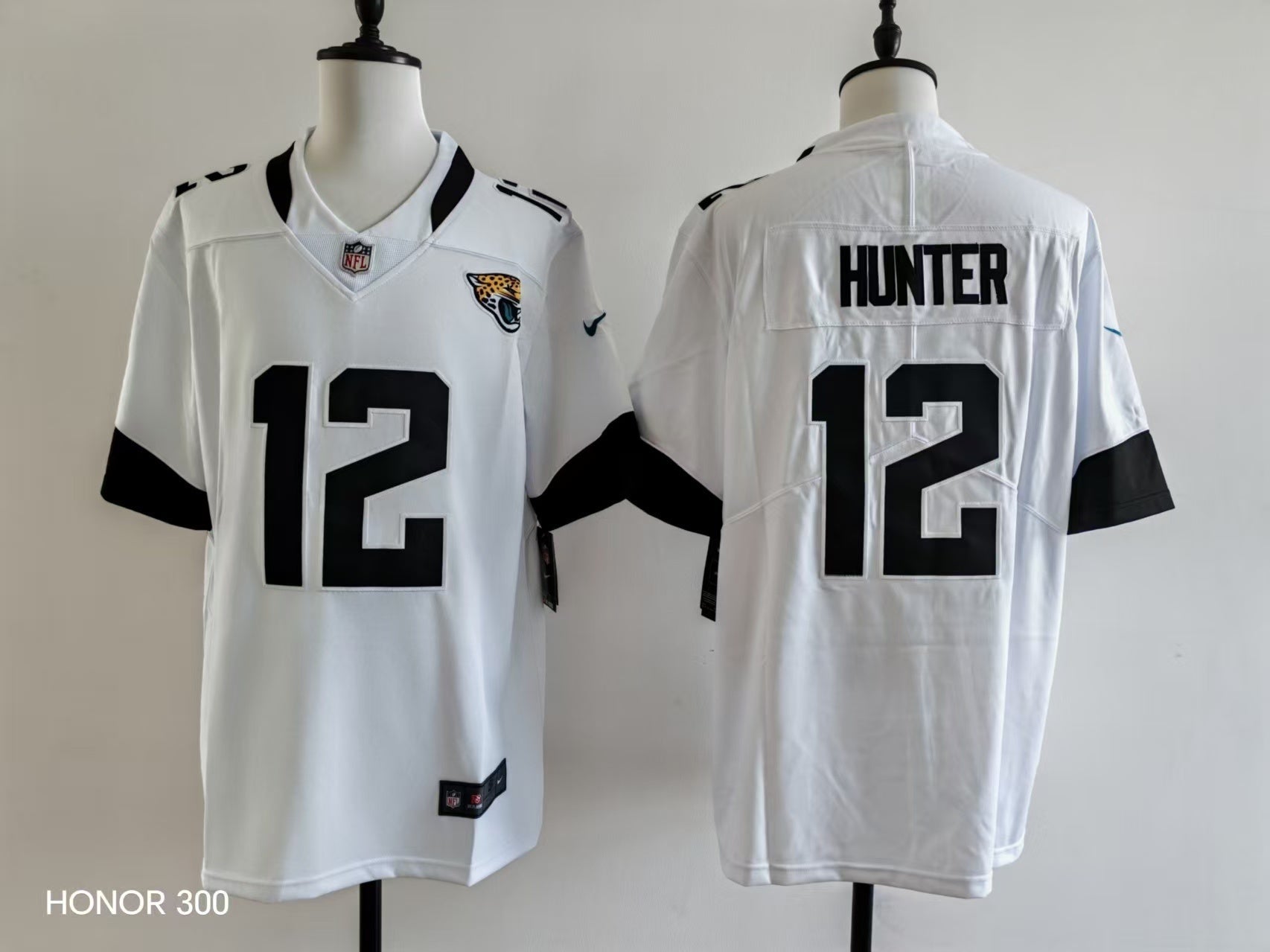 Men's Jacksonville Jaguars Travis Hunter Jersey-White football jersey product view 1