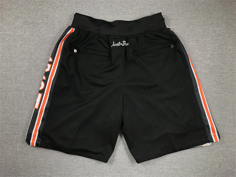 Men's Chicago Bears Black Pocket Shorts football jersey product view 2