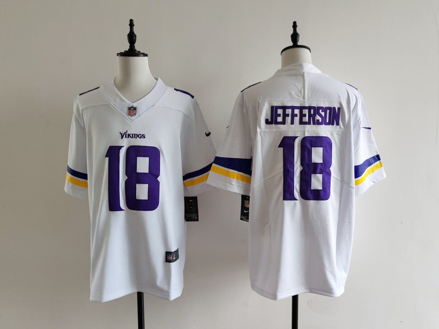 Men's Minnesota Vikings Justin Jefferson Jersey - White#18 football jersey product view 1