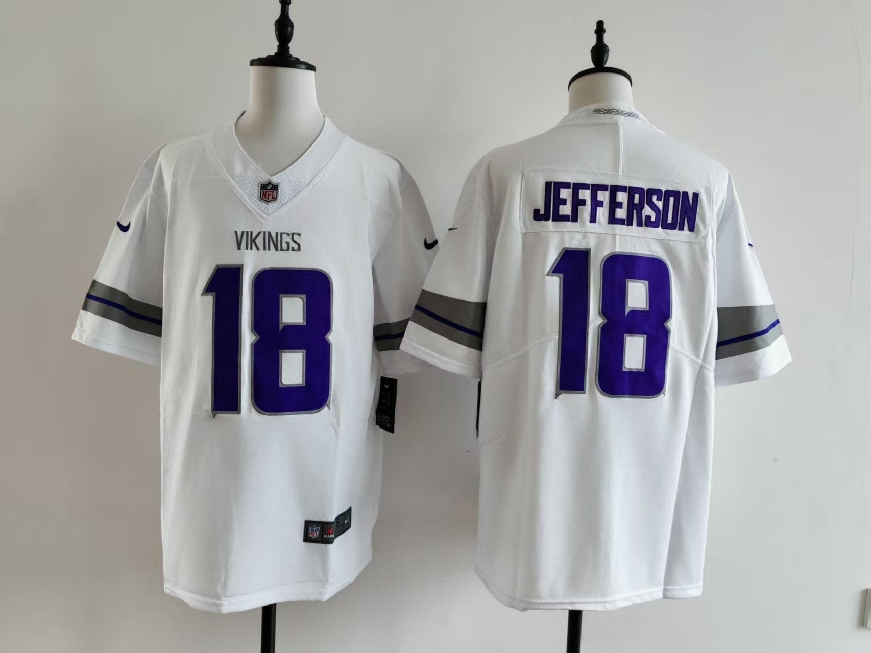 Men's Minnesota Vikings Justin Jefferson Jersey - White football jersey product view 1