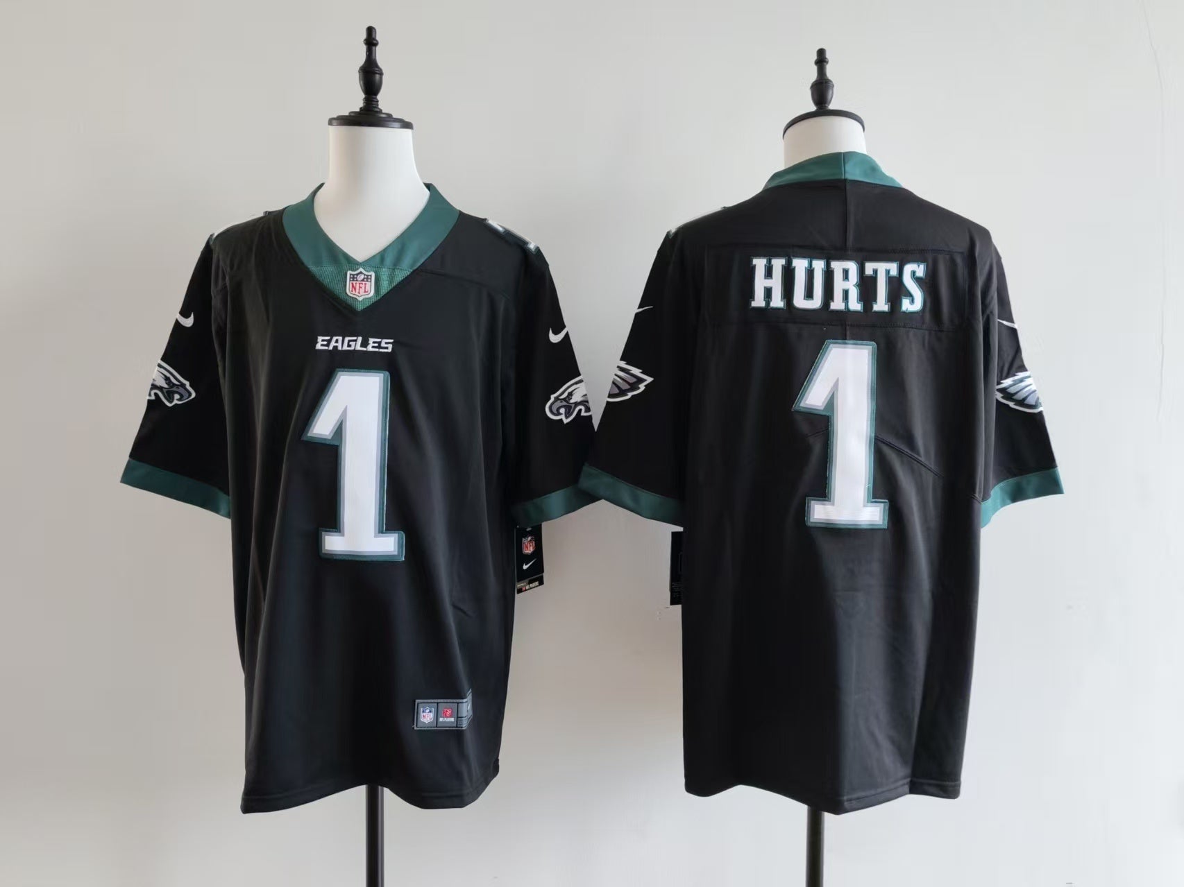 Men's Philadelphia Eagles Jalen Hurts Jersey-Black football jersey product view 1