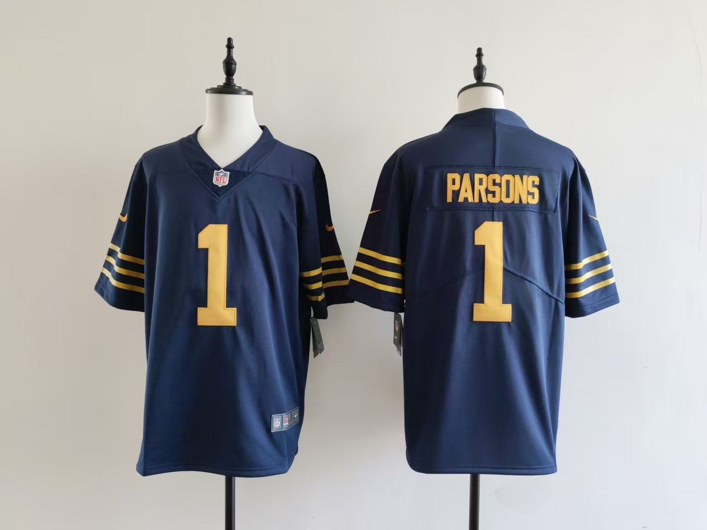 Men's Green Bay Packers Micah Parsons Jersey #1 football jersey product view 1