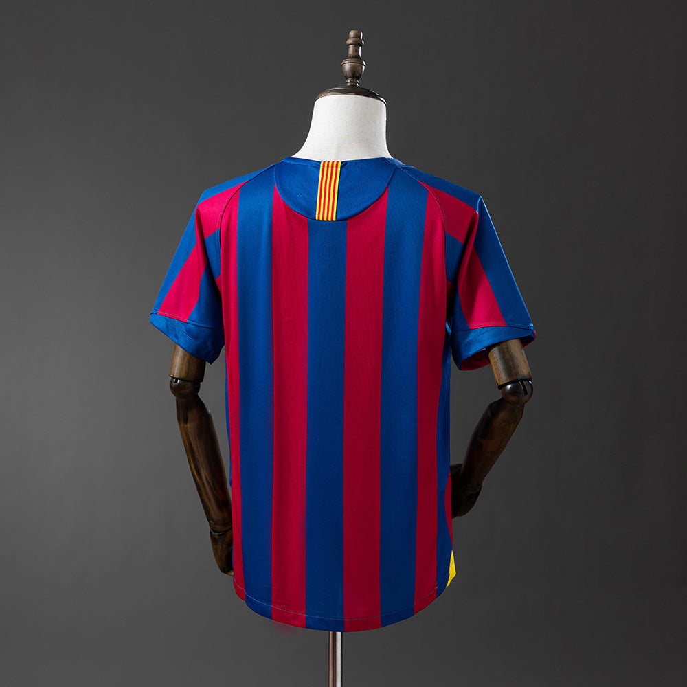 Barcelona 05/06 Home Retro Jersey sports jersey product view 2
