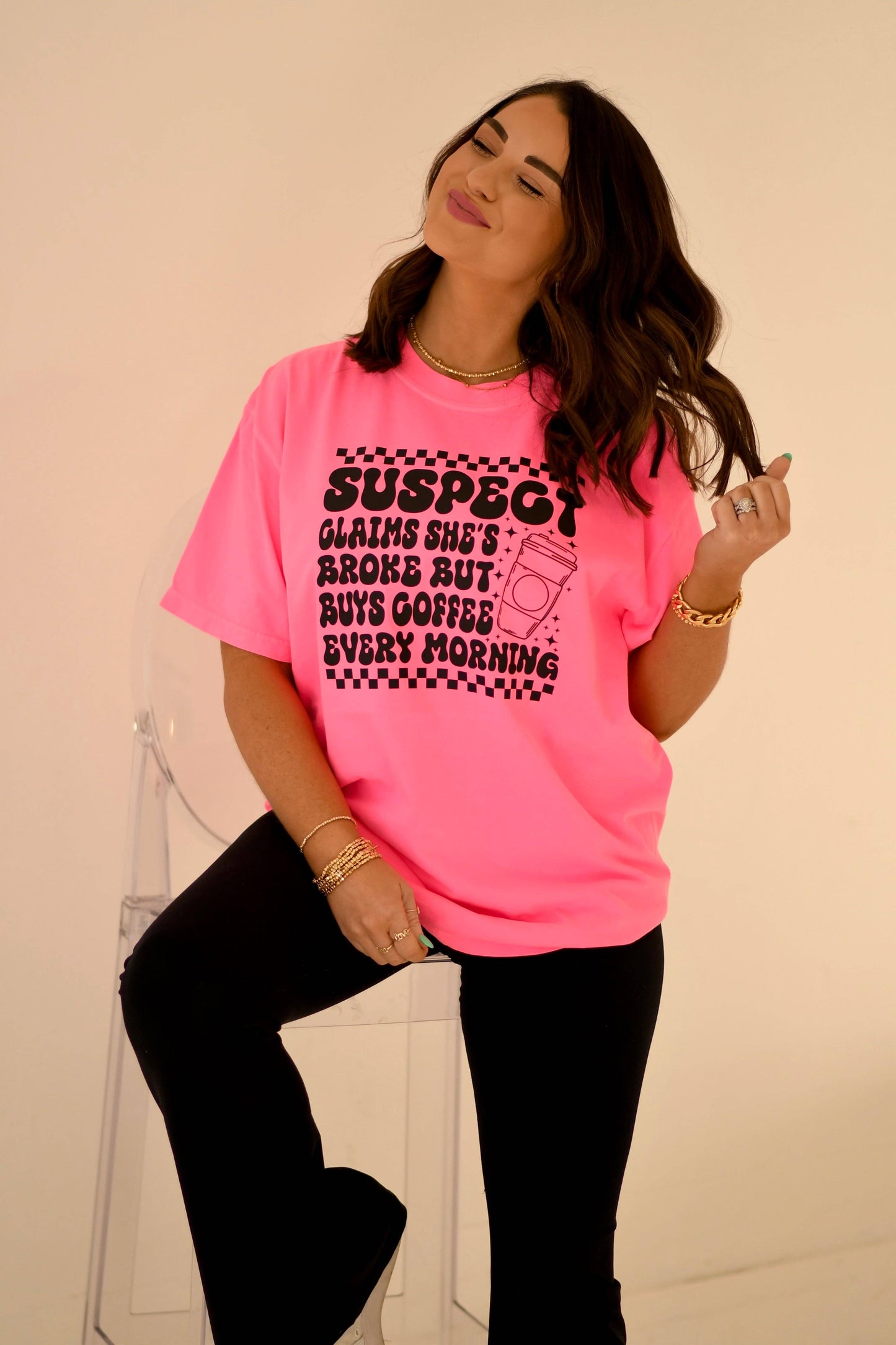 Suspect Claims SheS Broke Tee Unisex T-shirt, Sweatshirt, Hoodie, Long Sleeve Tee - T-Shirt, Sweatshirt, Hoodie