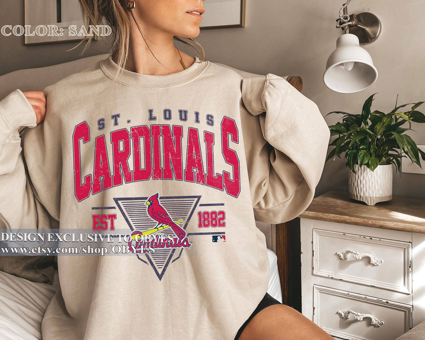 St. Louis Baseball Vintage Style Sweatshirt Unisex T-shirt, Sweatshirt, Hoodie, Long Sleeve Tee - T-Shirt, Sweatshirt, Hoodie