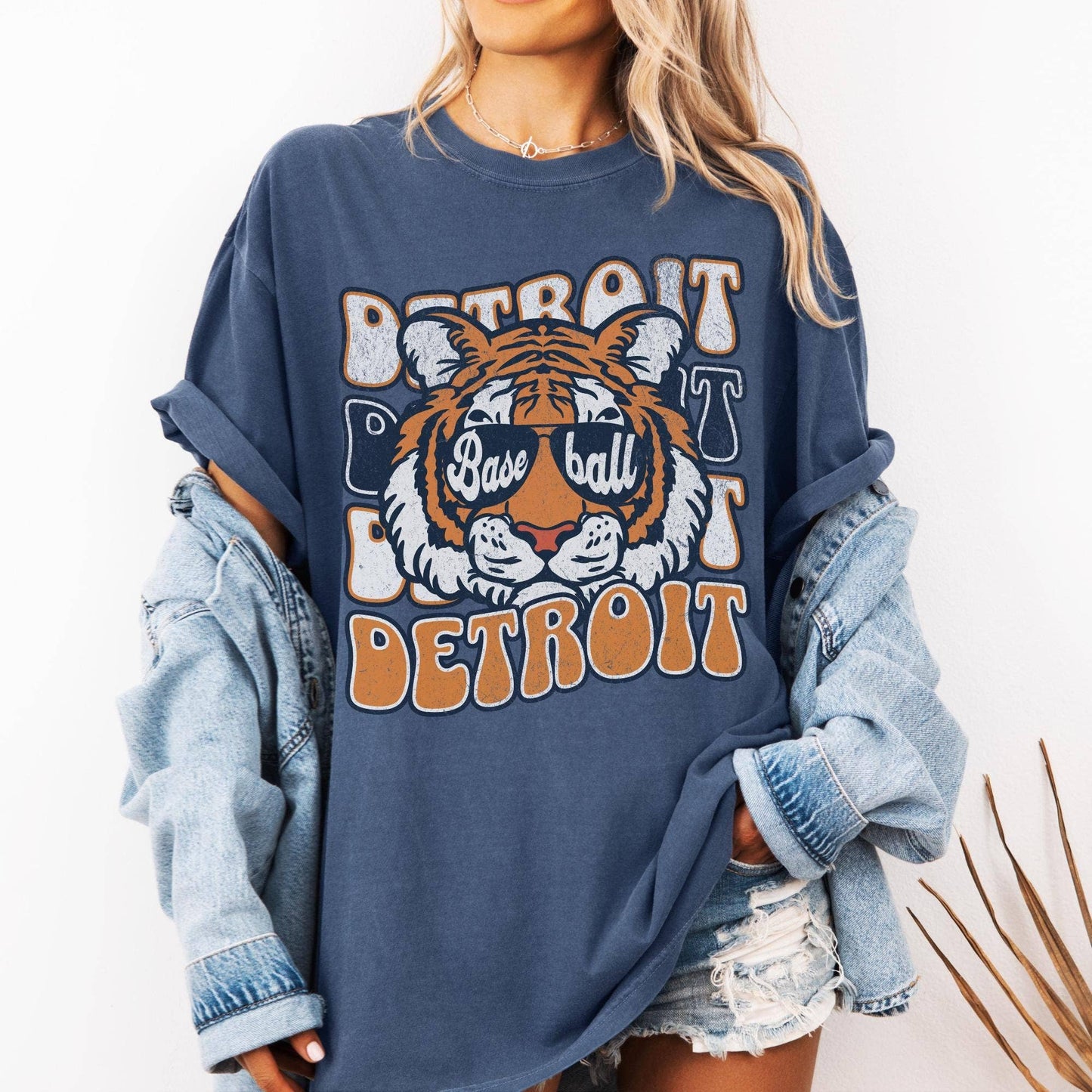 Detroit Tigers Baseball T-Shirt For Women - Game Day Apparel Unisex T-shirt, Sweatshirt, Hoodie, Long Sleeve Tee - T-Shirt, Sweatshirt, Hoodie