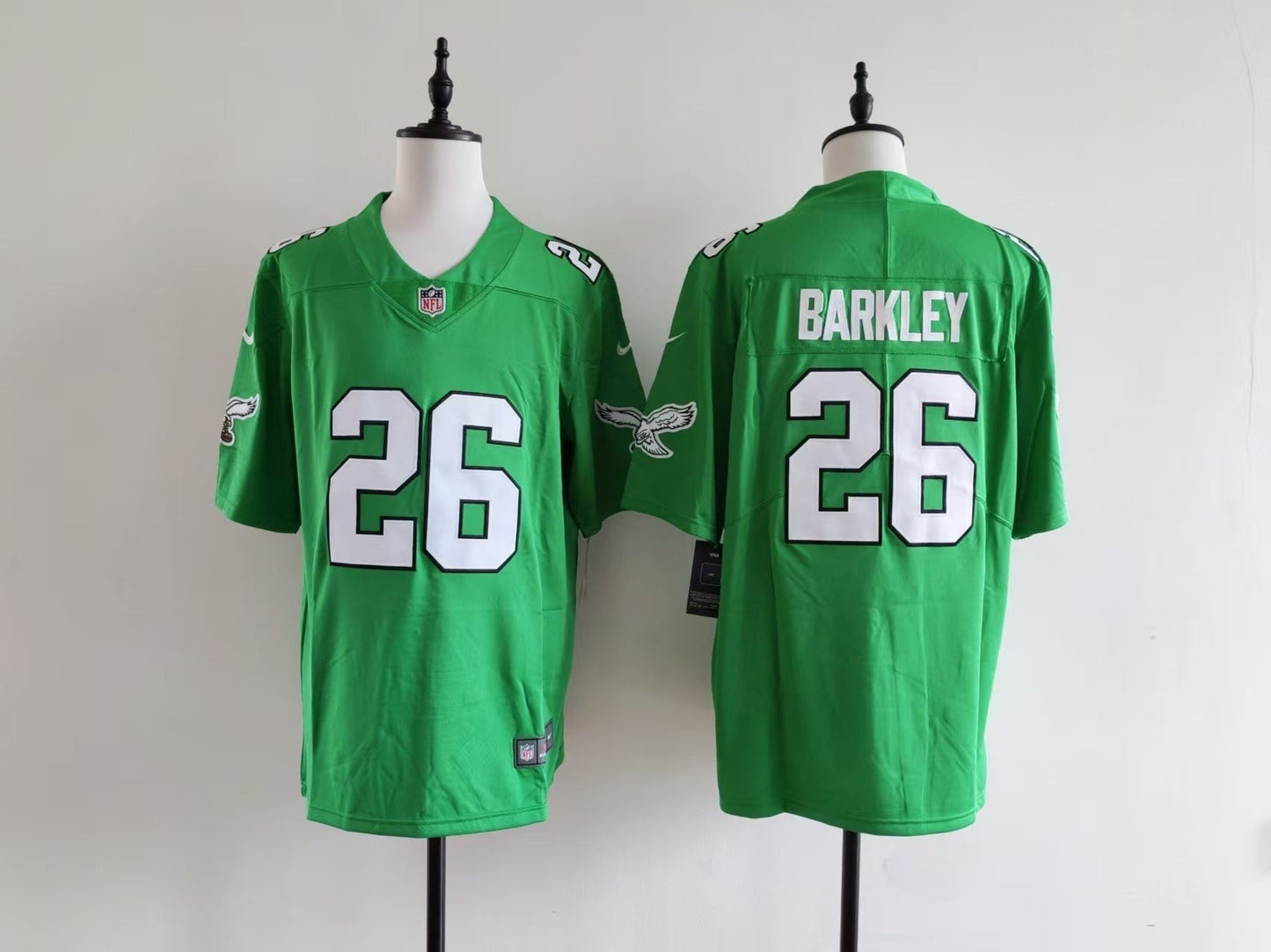 Men's Philadelphia Eagles Saquon Barkley Jersey-green football jersey product view 1