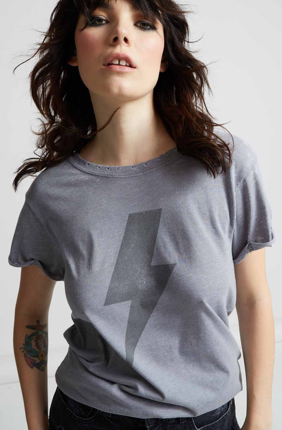 301291 - 130 Ac/Dc Black Bolt Unisex T-shirt, Sweatshirt, Hoodie, Long Sleeve Tee - T-Shirt, Sweatshirt, Hoodie