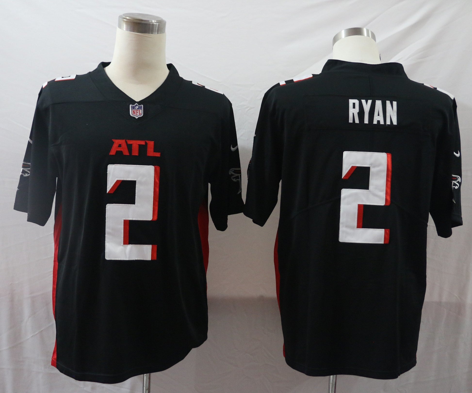 Men's Atlanta Falcons Matt Ryan Black Game Player Jersey football jersey product view 1