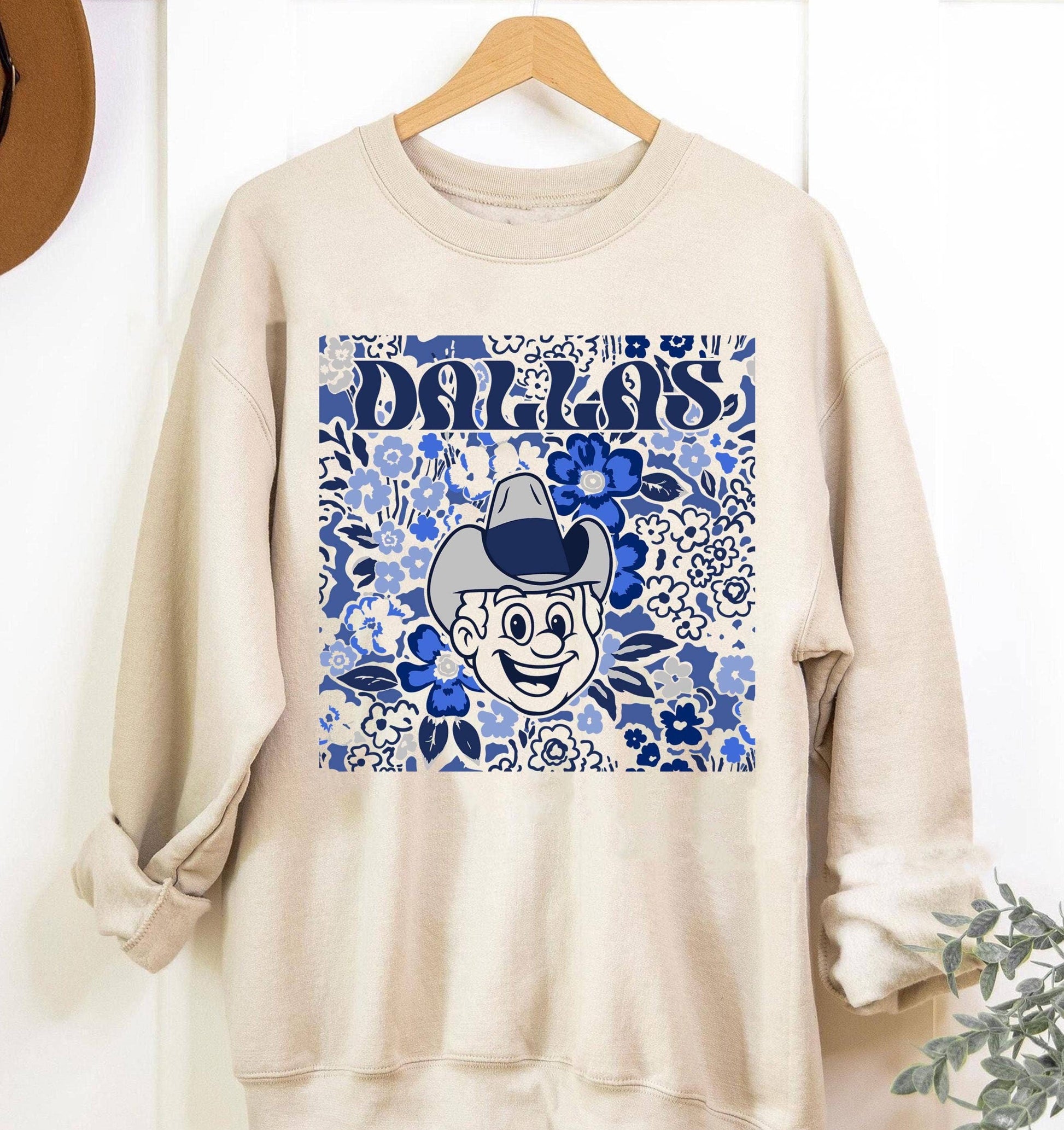 Dallas Team Mascot Floral Spirit Game Day Tee Cheerleader Unisex T-shirt, Sweatshirt, Hoodie, Long Sleeve Tee - T-Shirt, Sweatshirt, Hoodie