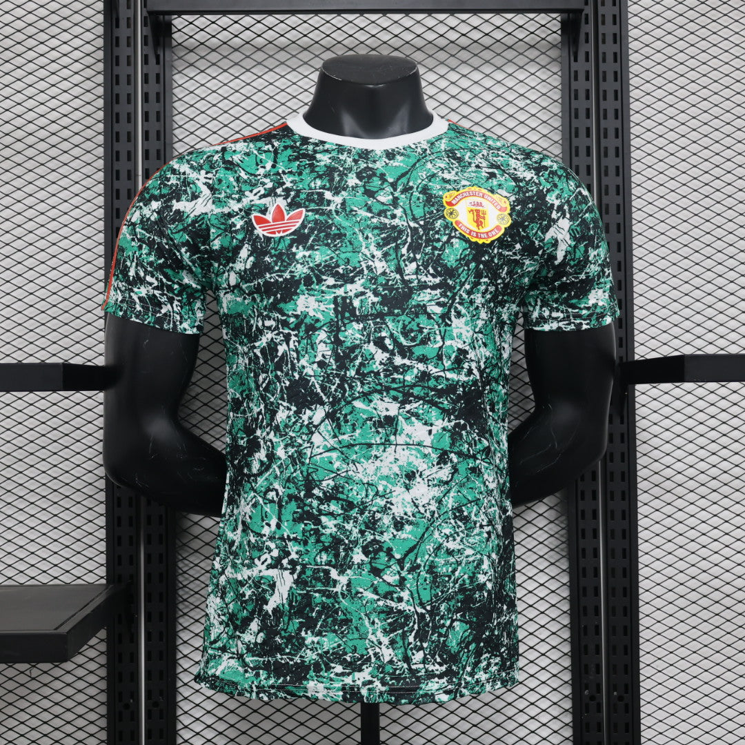 24 Manchester United co-branded green and gray player version jersey sports jersey product view 1