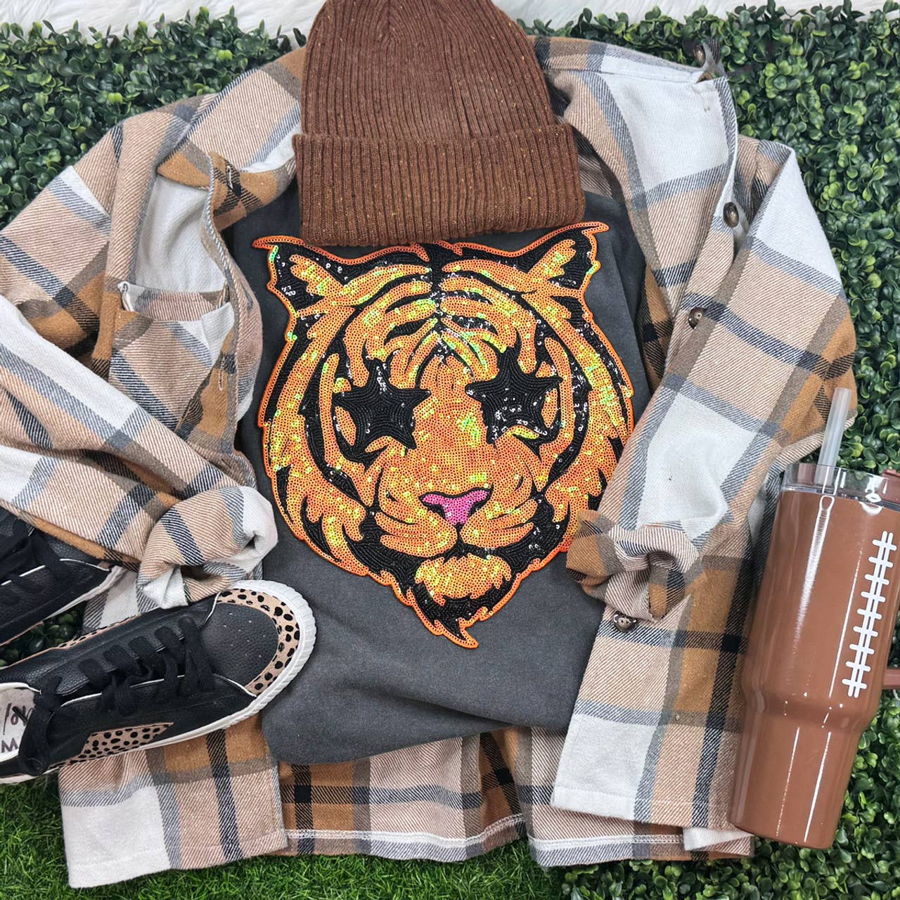Tiger with Starry Eyes Tee Unisex T-shirt, Sweatshirt, Hoodie, Long Sleeve Tee - T-Shirt, Sweatshirt, Hoodie