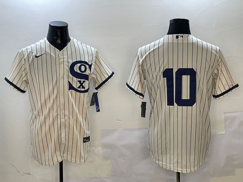 Men's Chicago White Sox Yoan Moncada #10 Cream Replica Player Jersey1 baseball jersey product view 1