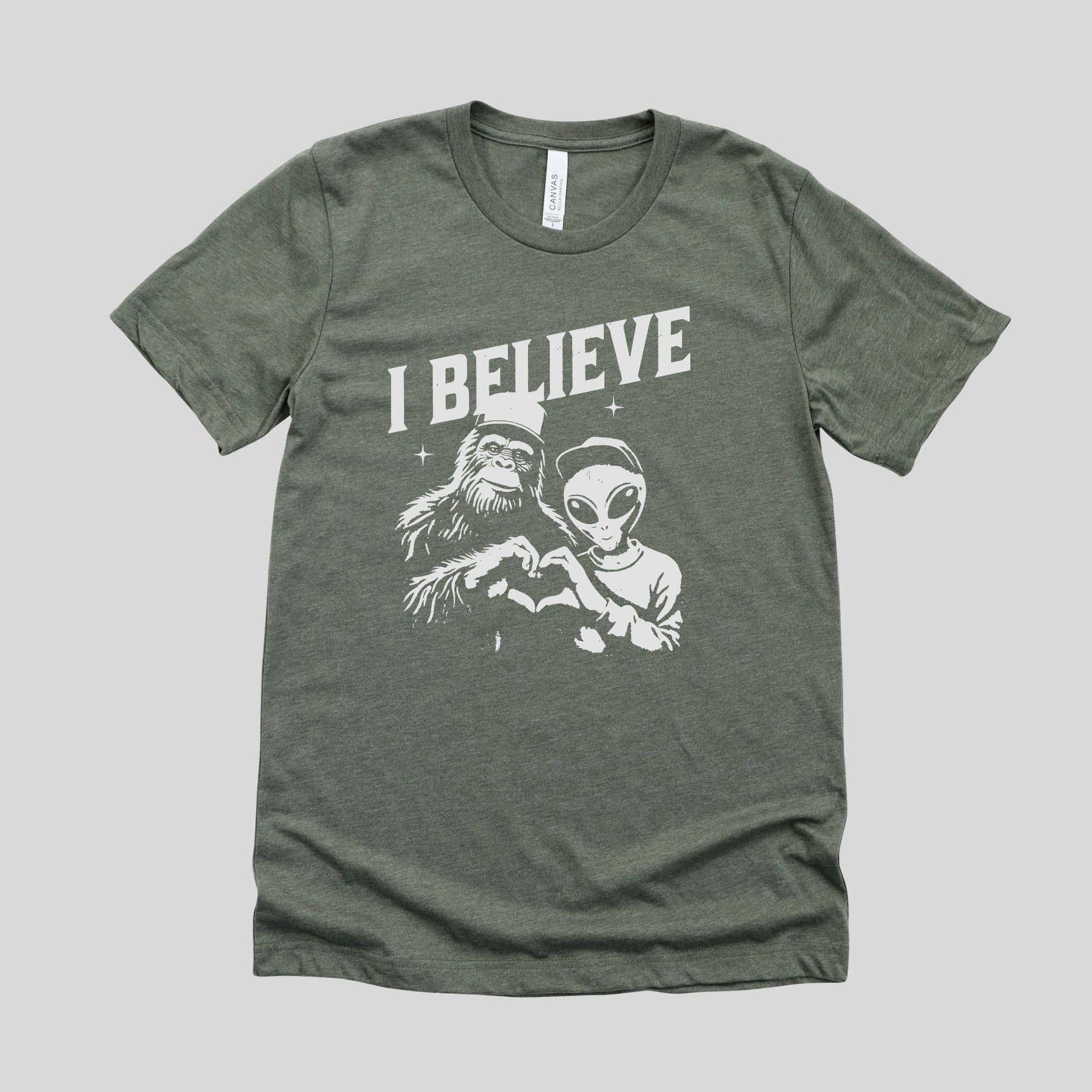 I Believe Bigfoot & Alien Graphic Tee 296 Unisex T-shirt, Sweatshirt, Hoodie, Long Sleeve Tee - T-Shirt, Sweatshirt, Hoodie