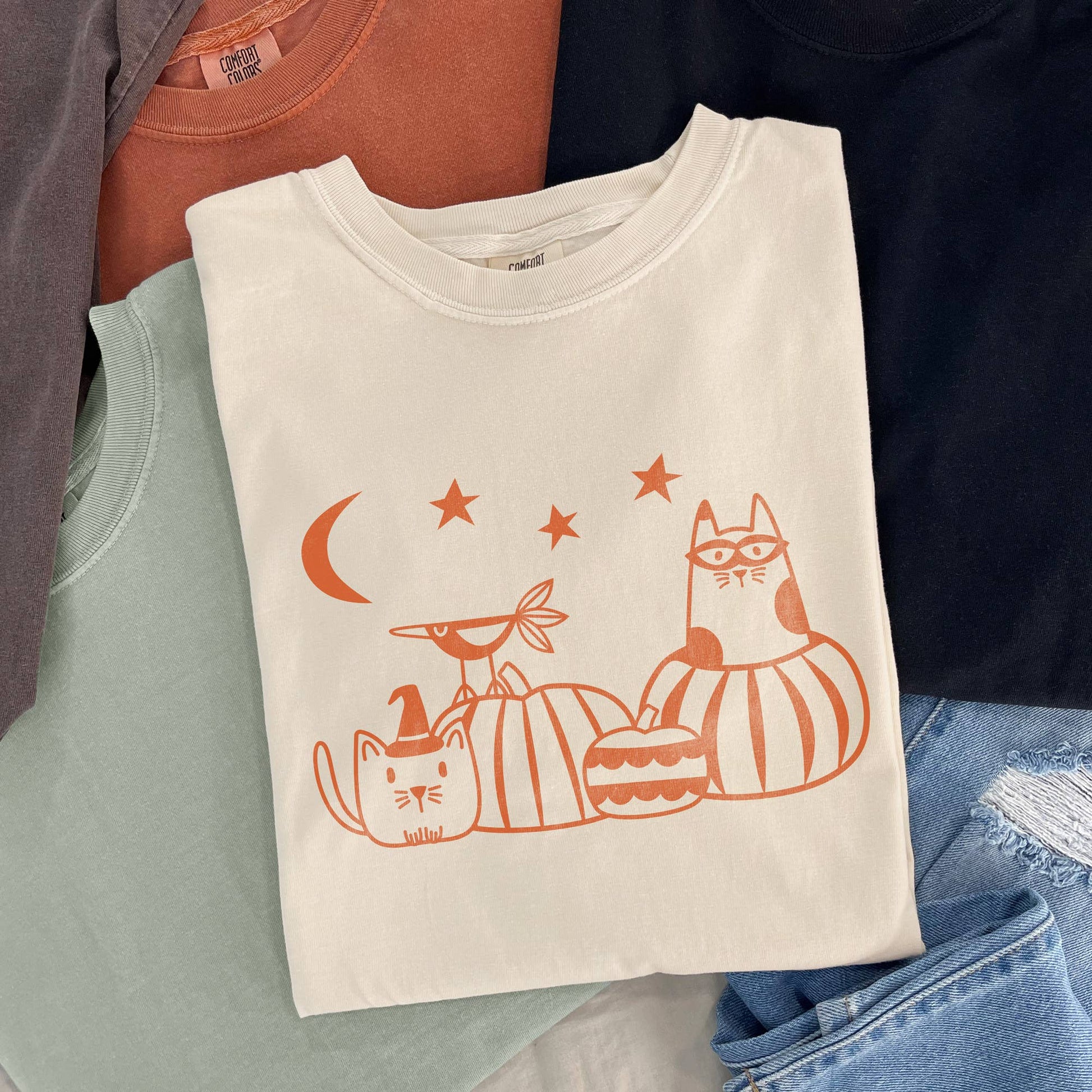 Pumpkin Patch Cats Halloween Comfort Colors T-Shirt Unisex T-shirt, Sweatshirt, Hoodie, Long Sleeve Tee - T-Shirt, Sweatshirt, Hoodie