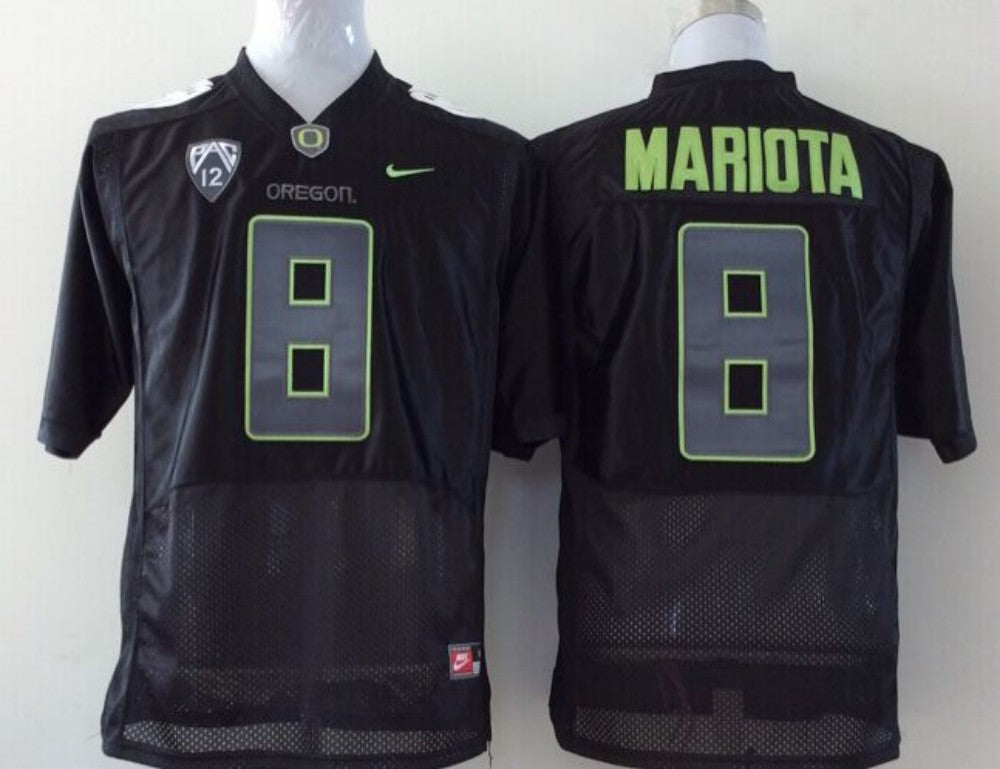 Men's Oregon Ducks Marcus Mariota #8 Black Game Jersey sports jersey product view 1