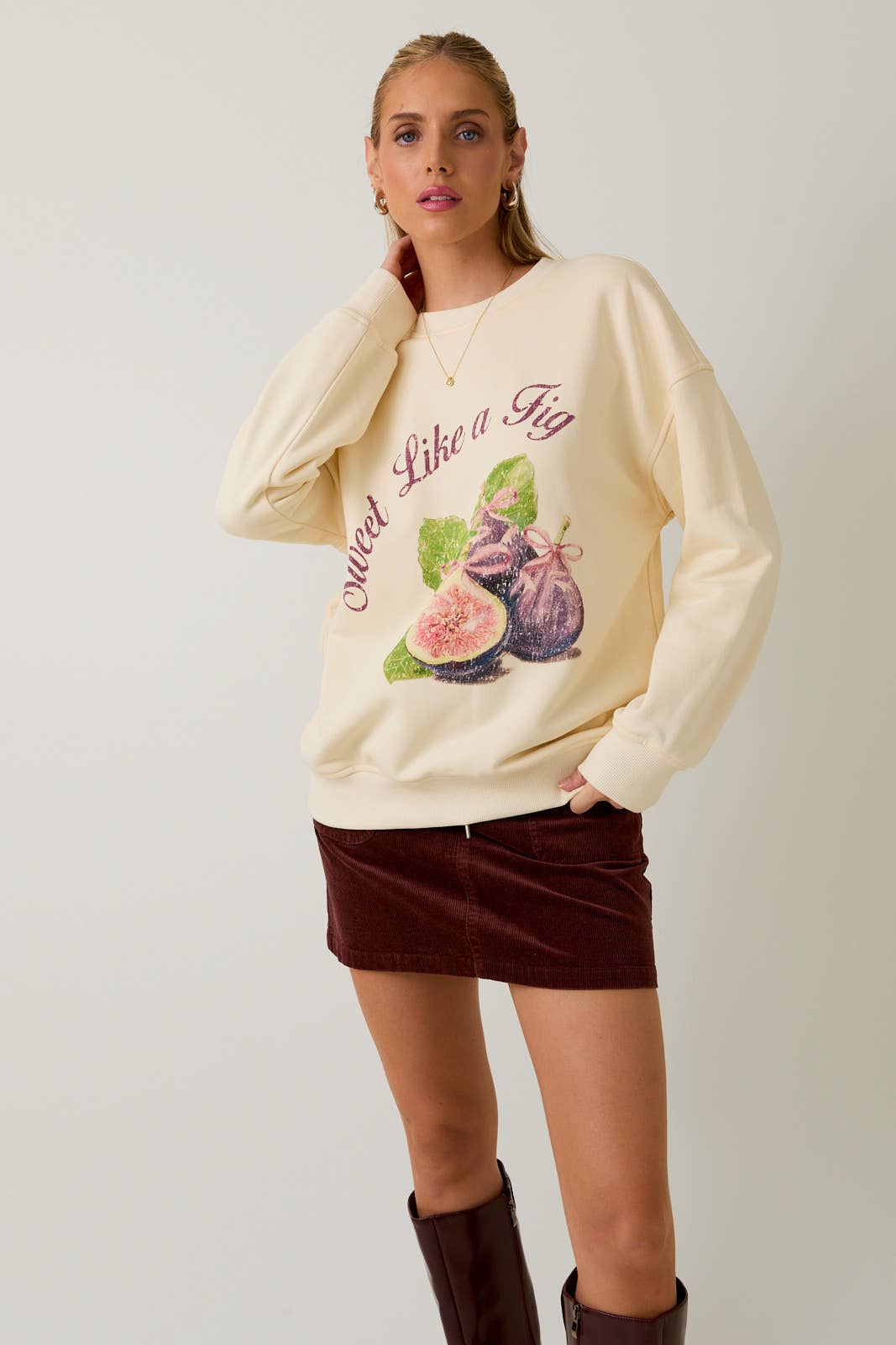 Crew Neck Long Sleeve Fig Graphic Print Sweatshirt Unisex T-shirt, Sweatshirt, Hoodie, Long Sleeve Tee - T-Shirt, Sweatshirt, Hoodie