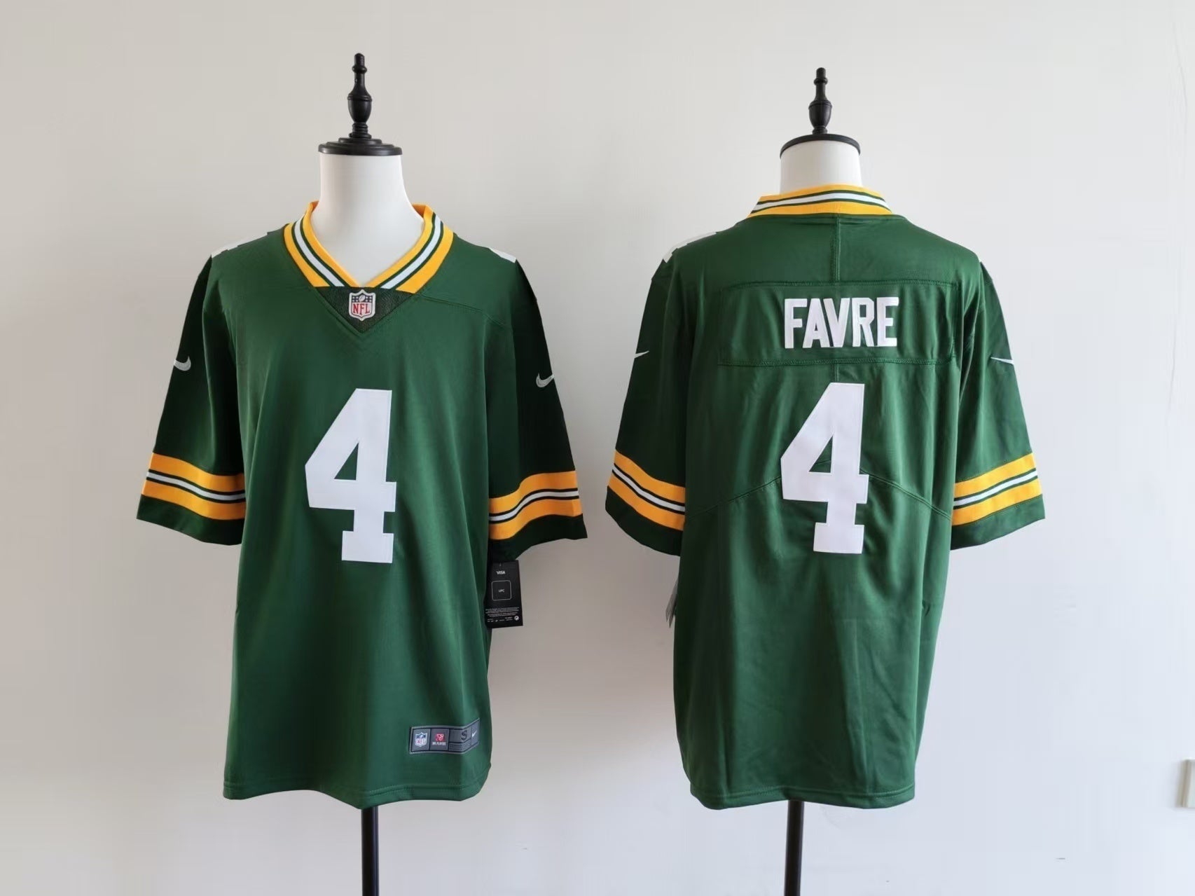 Men's Green Bay Packers Brett Favre Jersey - Green football jersey product view 1