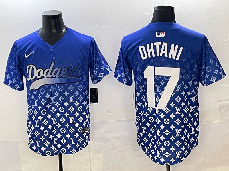 Men's Los Angeles Dodgers Shohei Ohtani #17 Royal Alternate Game Player Jersey baseball jersey product view 1