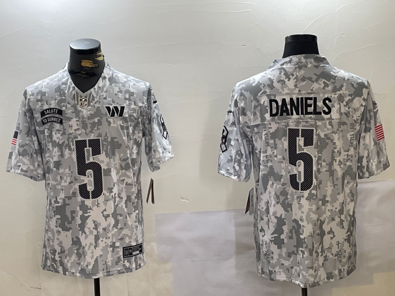 Men's Washington Commanders Jayden Daniels Arctic Camo 2024 Salute to Service Limited Jersey football jersey product view 1