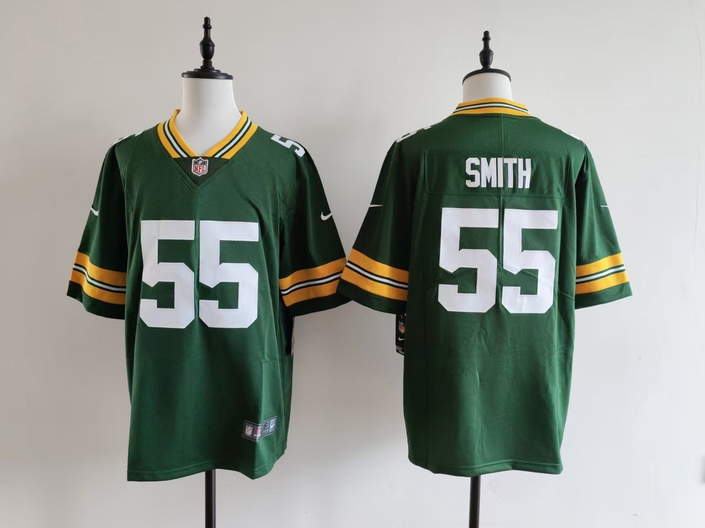 Men's Green Bay Packers DeVonta Smith Jersey - Green football jersey product view 1