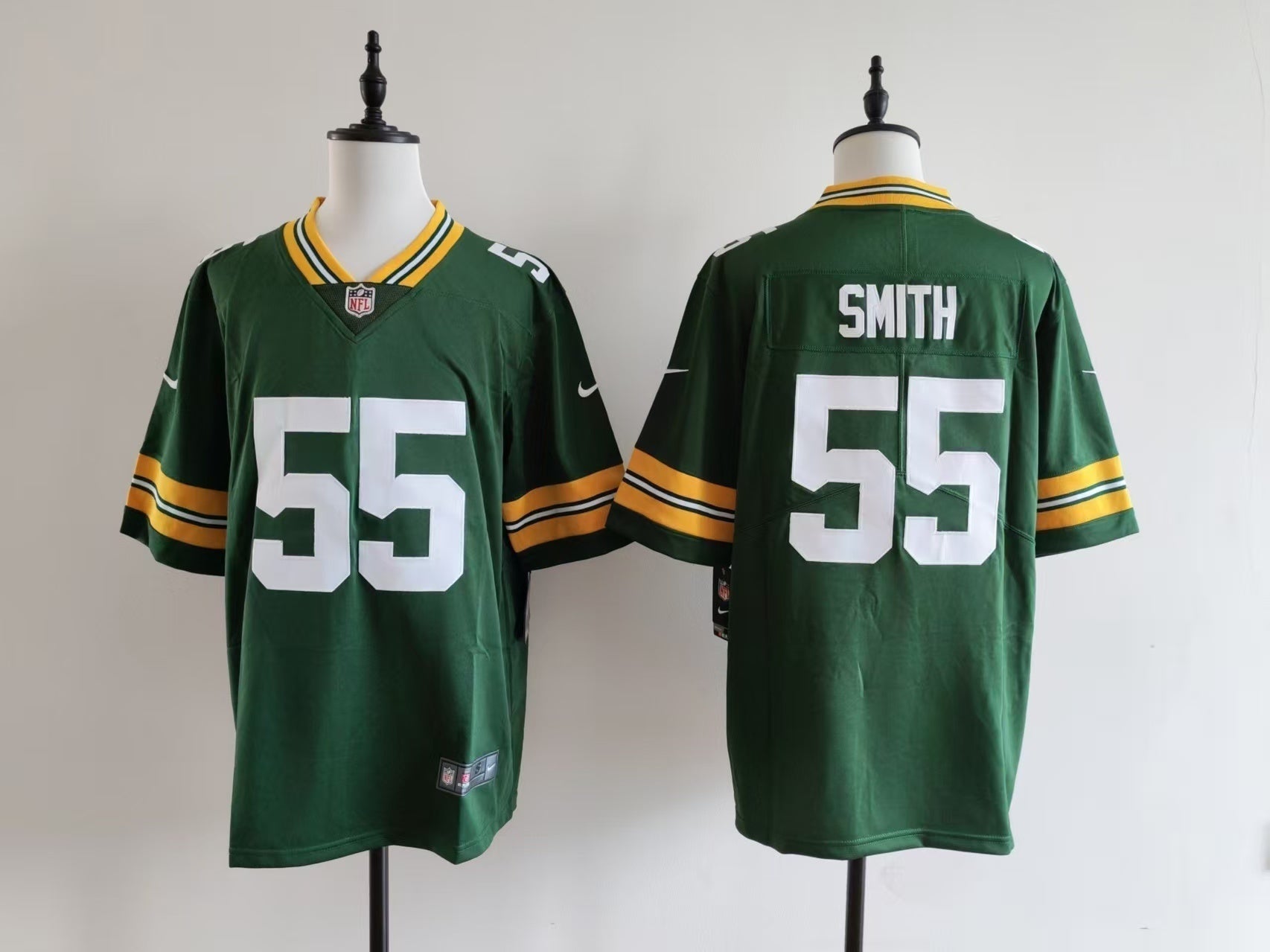 Men's Green Bay Packers DeVonta Smith Jersey - Green football jersey product view 1