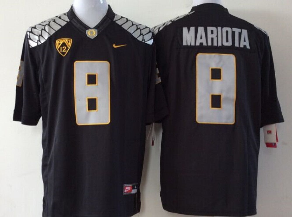 Men's Oregon Ducks Marcus Mariota Black Team Jersey sports jersey product view 1