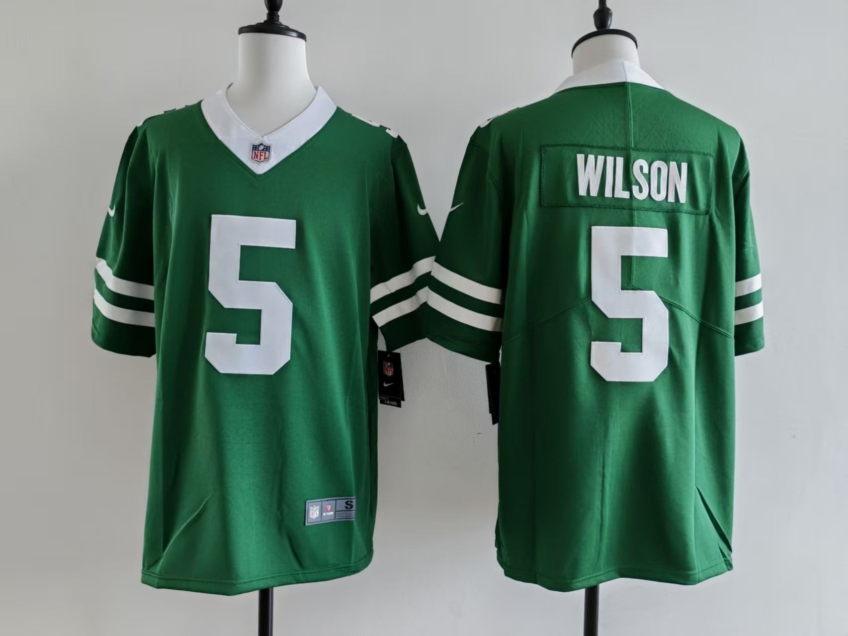 Men's New York Jets Garrett Wilson Jersey-Green football jersey product view 1