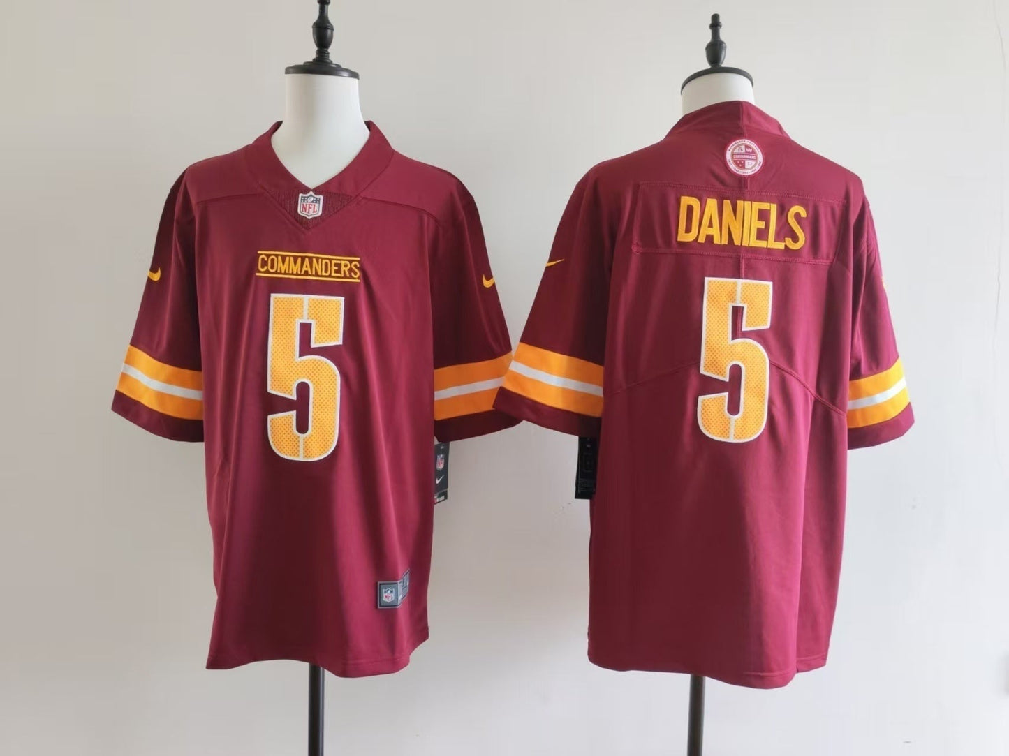 Men's Washington Redskins Jayden Daniels Jersey-Red football jersey product view 1