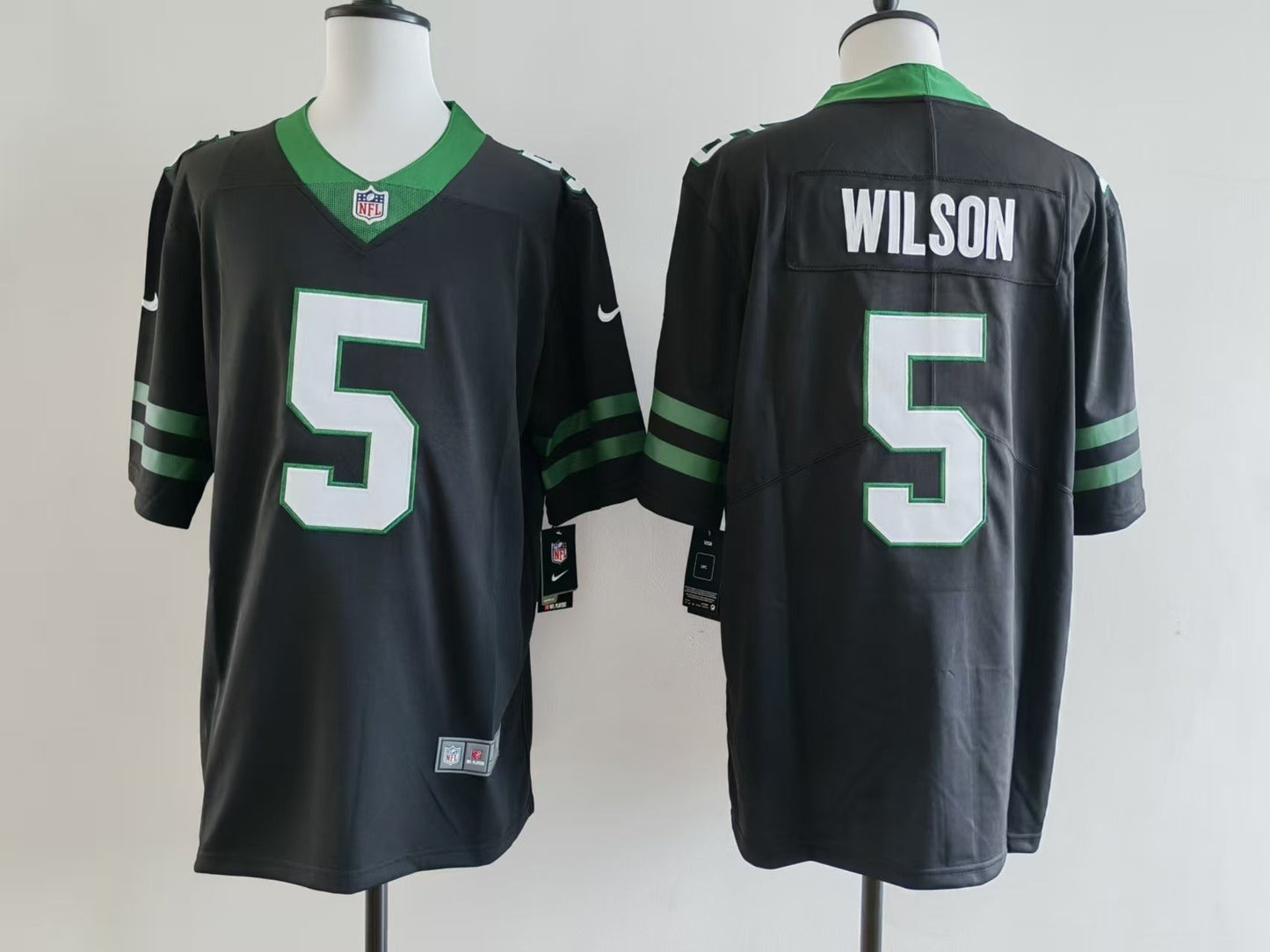 Men's New York Jets Garrett Wilson Jersey-Black football jersey product view 1