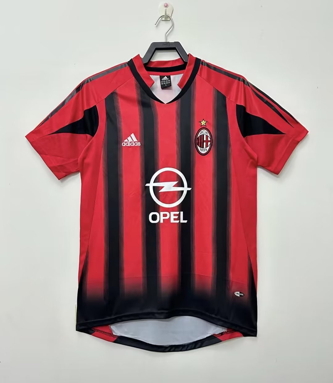 2004-05 AC Milan Home Jersey sports jersey product view 1