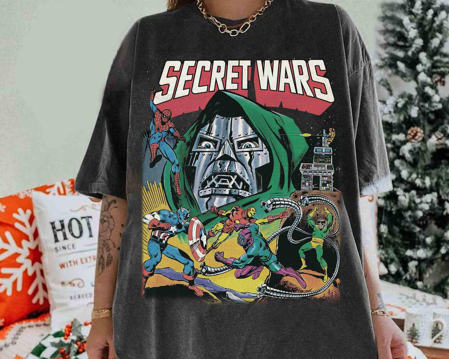 Vintage Avengers Secret Wars Comic Book Tee Unisex T-shirt, Sweatshirt, Hoodie, Long Sleeve Tee - T-Shirt, Sweatshirt, Hoodie