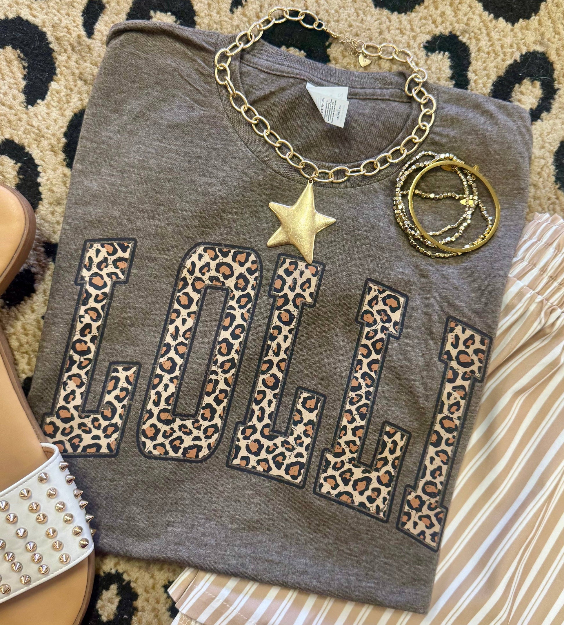 Lolli Leopard Tee Unisex T-shirt, Sweatshirt, Hoodie, Long Sleeve Tee - T-Shirt, Sweatshirt, Hoodie