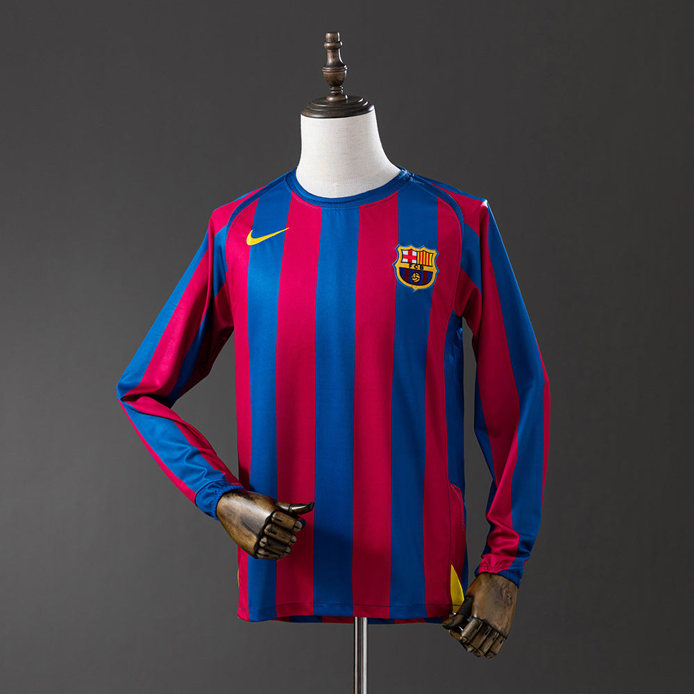 Barcelona 05/06 Home Long Sleeve Retro Jersey sports jersey product view 1