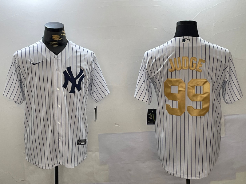 Men's New York Yankees Aaron Judge #99 White Player Game Jersey baseball jersey product view 1