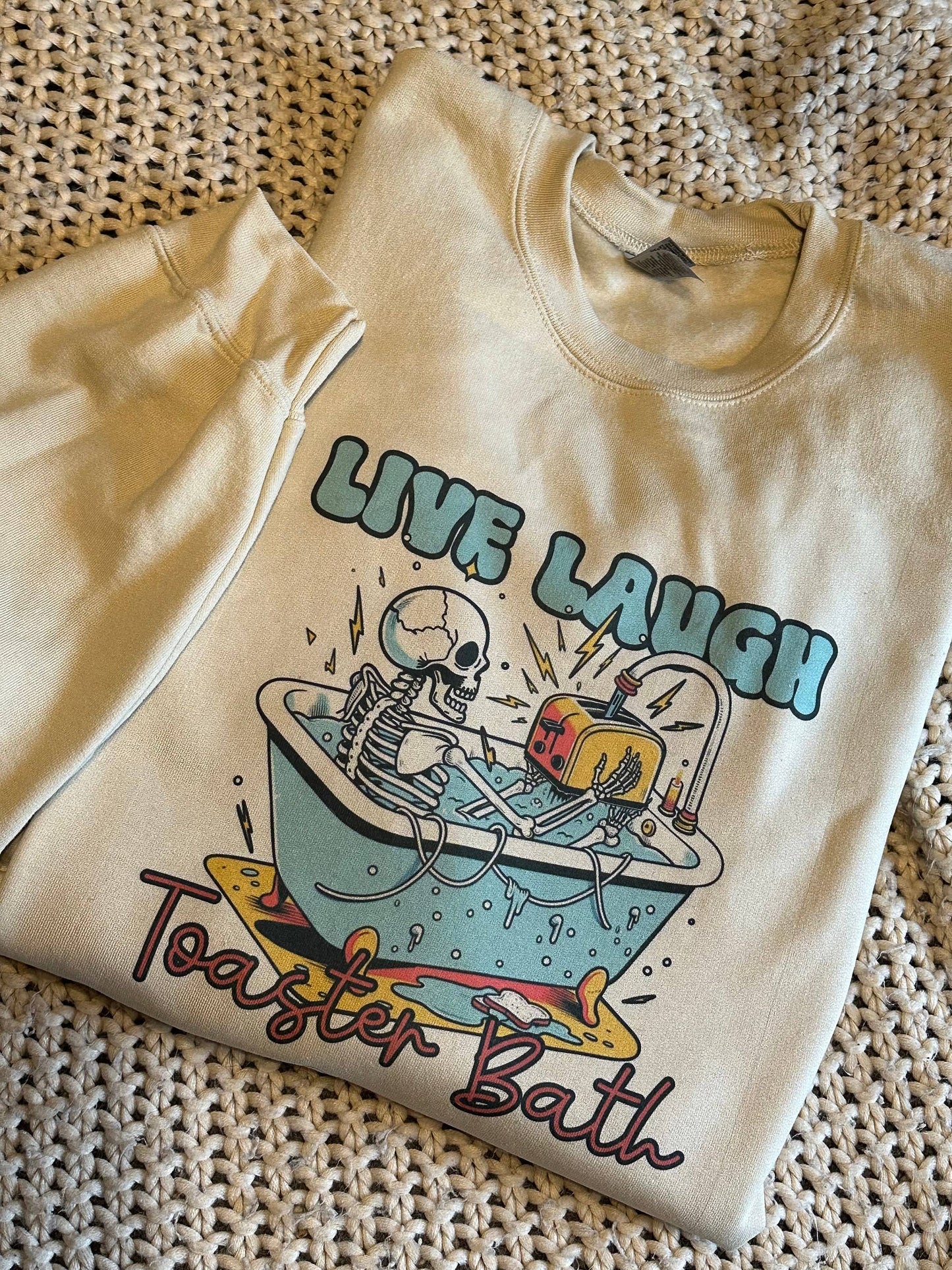 Live Laugh Toaster Bath Oversized Sweatshirt Unisex T-shirt, Sweatshirt, Hoodie, Long Sleeve Tee - T-Shirt, Sweatshirt, Hoodie