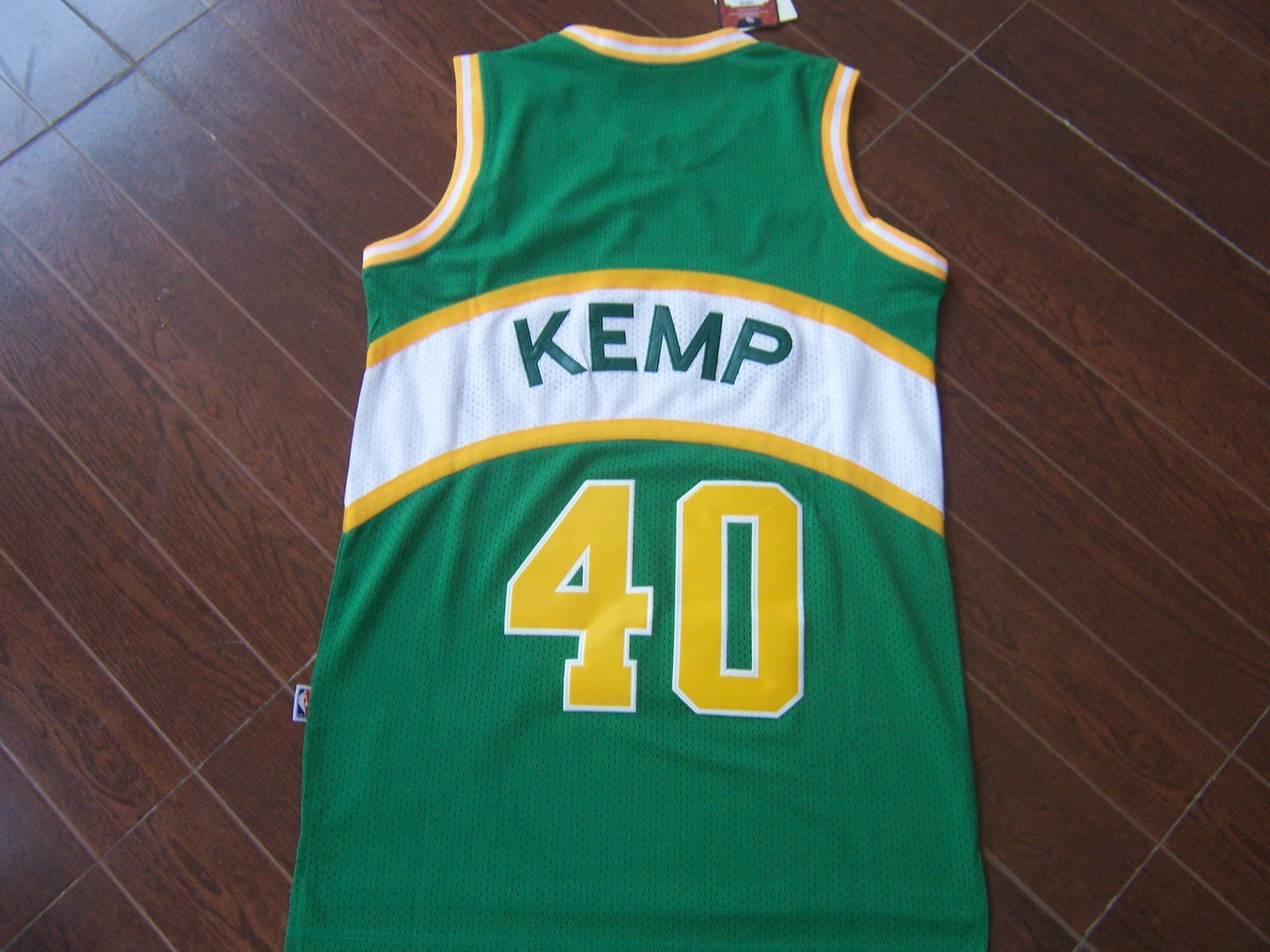 SuperSonics No. 40 Rain Man Shawn Kemp Green Jersey basketball jersey product view 2