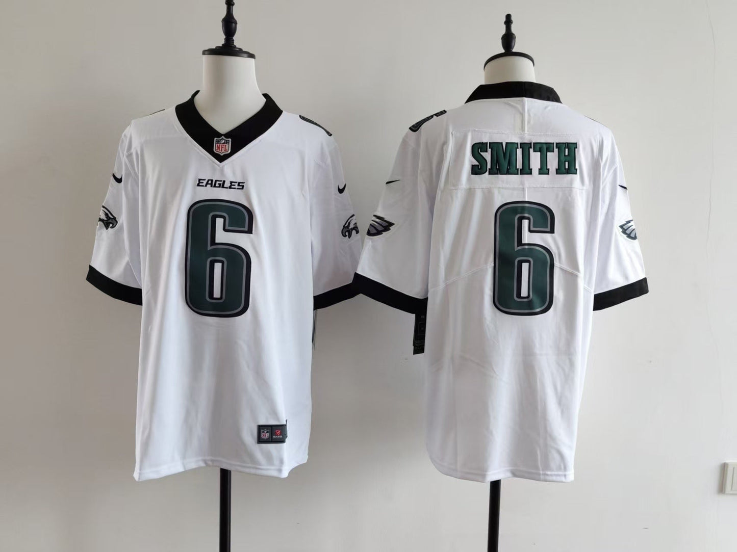 Men's Philadelphia Eagles DeVonta Smith Jersey-white football jersey product view 1
