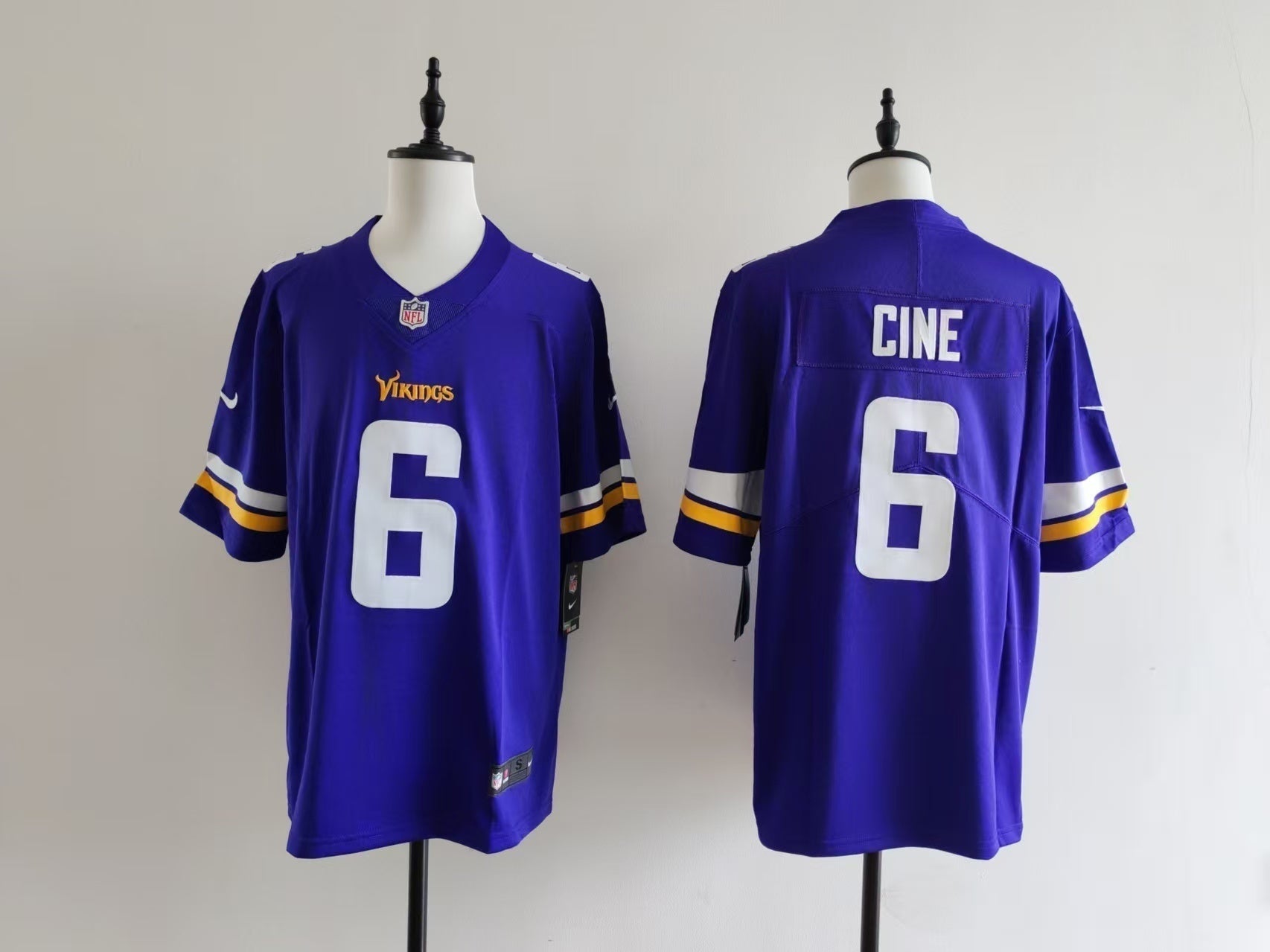 Men's Minnesota Vikings Lewis Cine Jersey - Purple#6 football jersey product view 1
