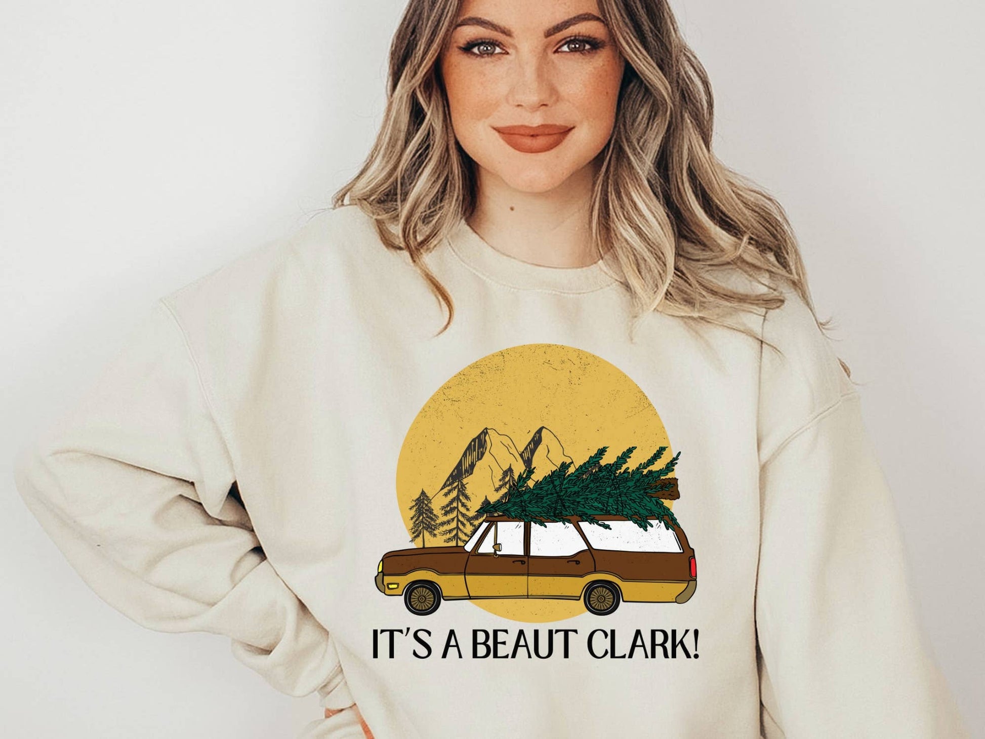 Vintage It's A Beaut Clark National Lampoon Christmas Unisex T-shirt, Sweatshirt, Hoodie, Long Sleeve Tee - T-Shirt, Sweatshirt, Hoodie